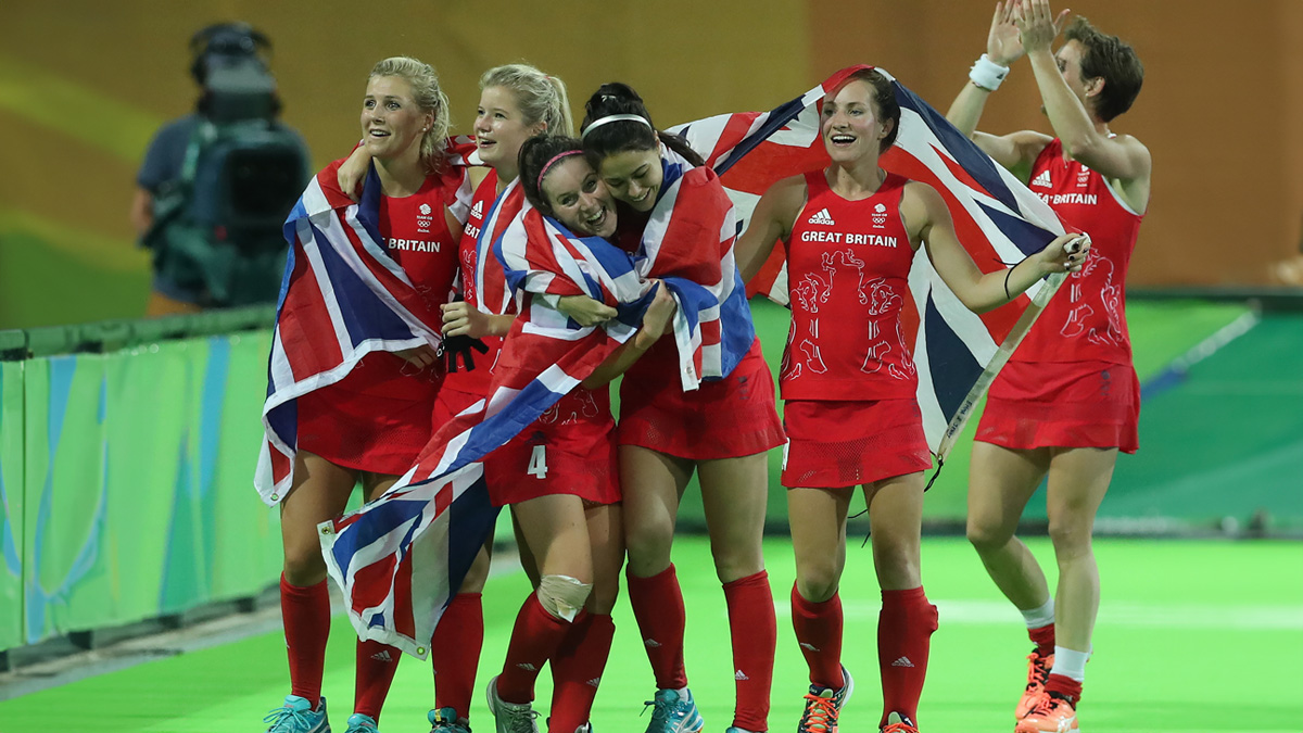 Great Britain celebrates after winning a penalty shoot-out during the Women's Hockey final against the Netherlands at the 2016 Rio Olympics